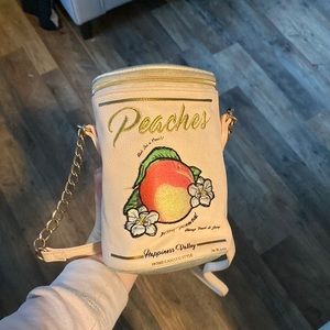 Betsey Johnson peaches can